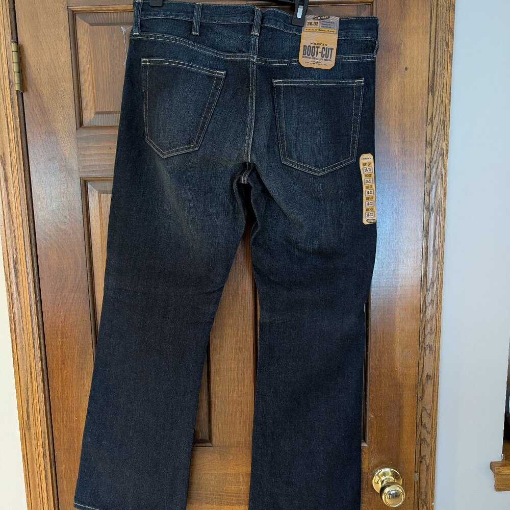 Mens Boot-Cut Jeans